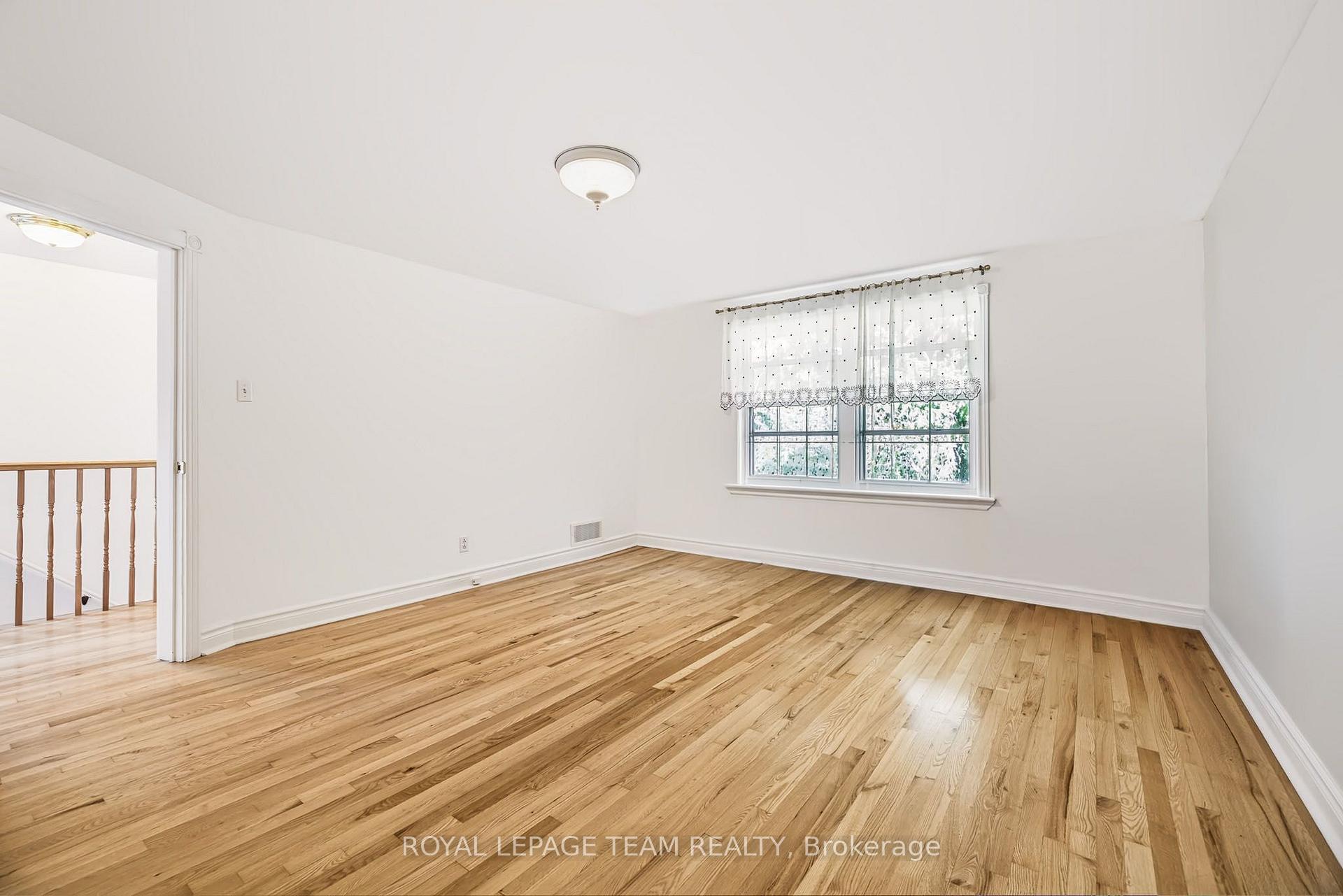 Photo 24 of 1050 Apolydore Avenue, Ottawa, Billings Bridge — HOMEH