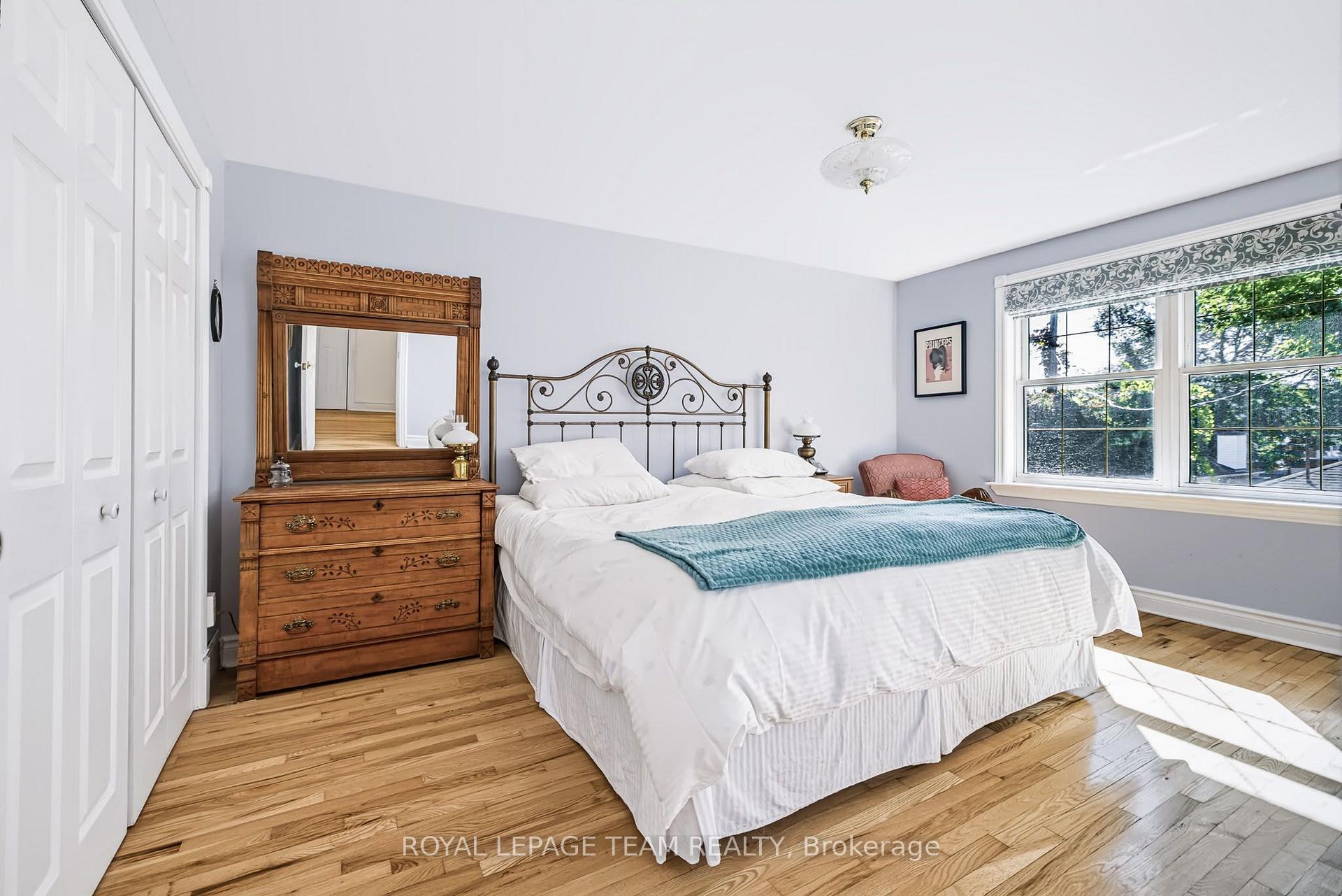 Photo 26 of 1050 Apolydore Avenue, Ottawa, Billings Bridge — HOMEH