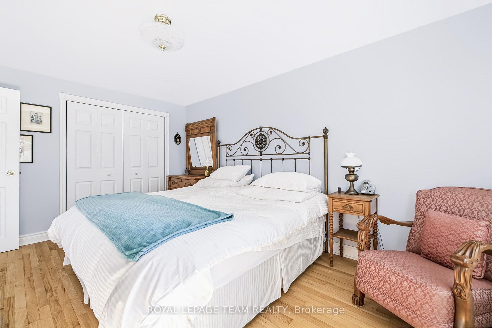 Photo 27 of 1050 Apolydore Avenue, Ottawa, Billings Bridge — HOMEH