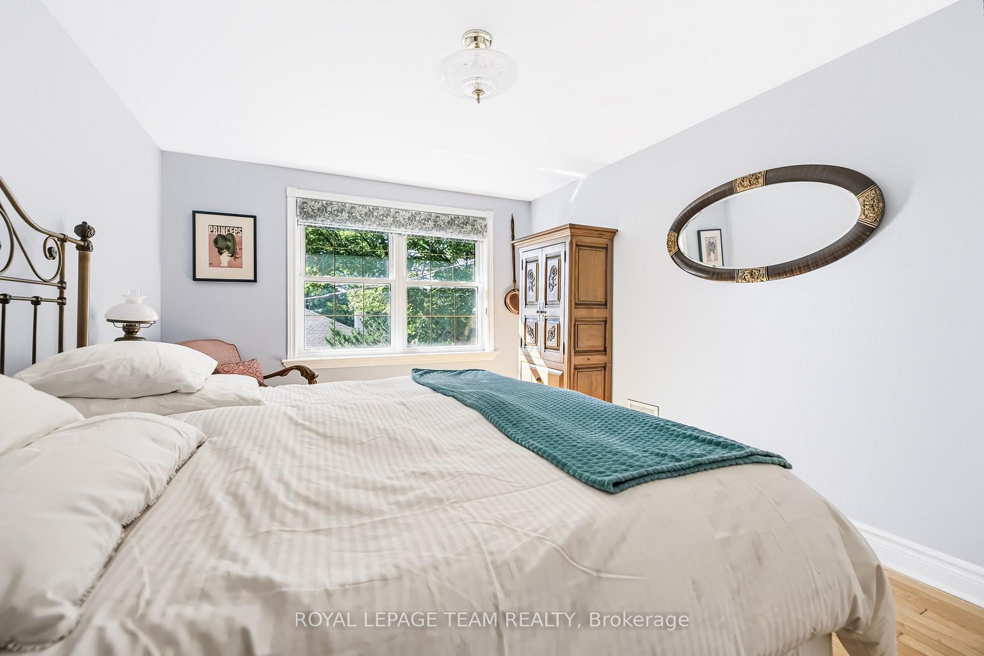 Photo 28 of 1050 Apolydore Avenue, Ottawa, Billings Bridge — HOMEH