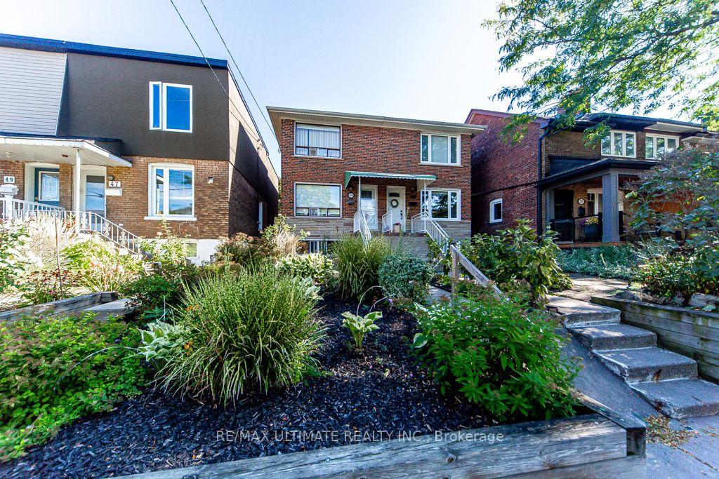 Photo 5 of 45 McRoberts Avenue, Toronto, Corso Italia-Davenport — HOMEH