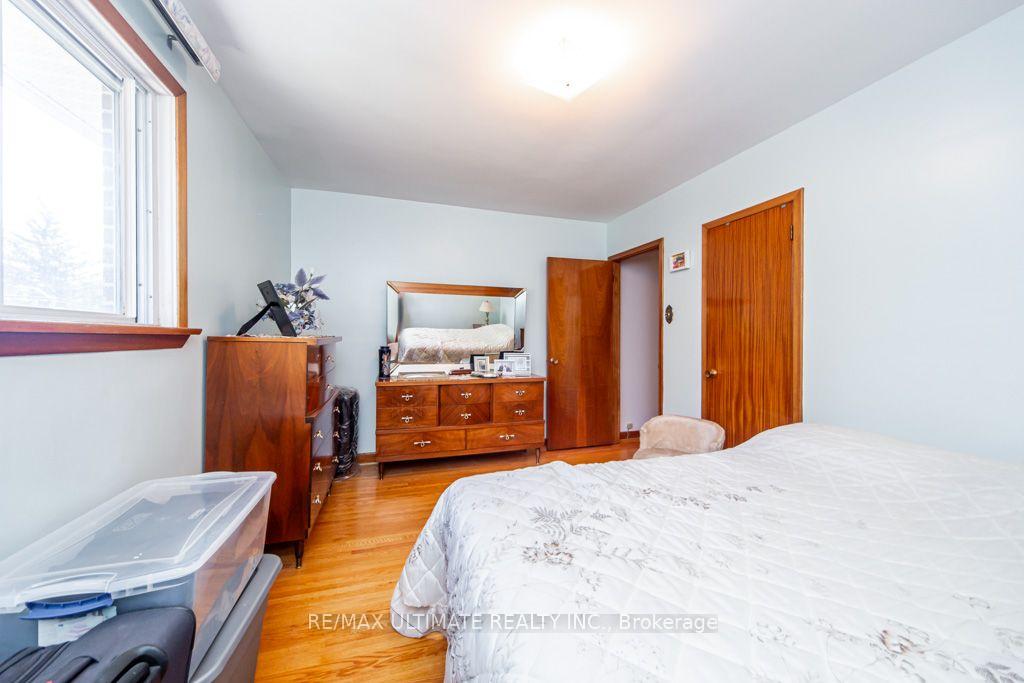 Photo 25 of 45 McRoberts Avenue, Toronto, Corso Italia-Davenport — HOMEH