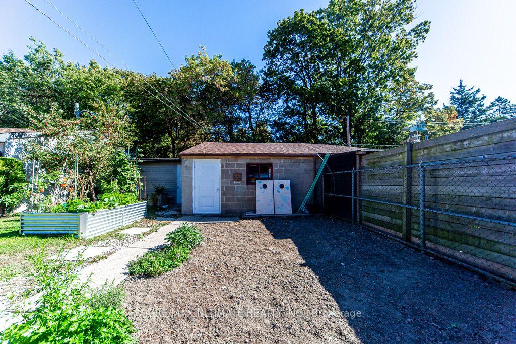 Photo 45 of 45 McRoberts Avenue, Toronto, Corso Italia-Davenport — HOMEH