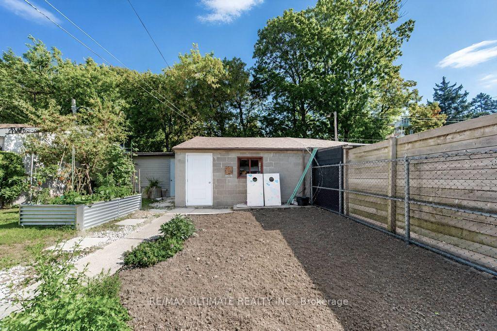 Photo 49 of 45 McRoberts Avenue, Toronto, Corso Italia-Davenport — HOMEH