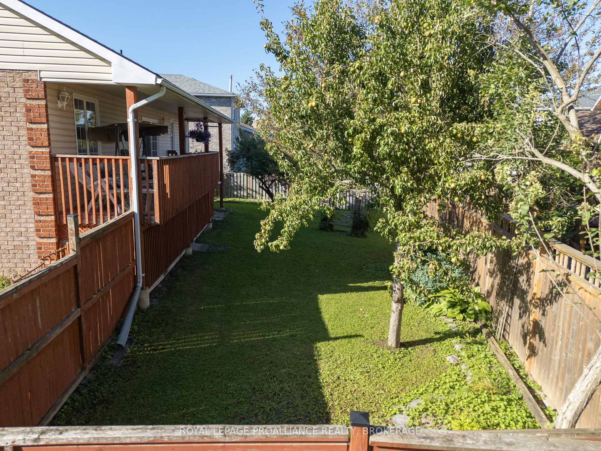 Photo 7 of 662 Millbrook Crescent, Kingston, East Gardiners Rd — HOMEH