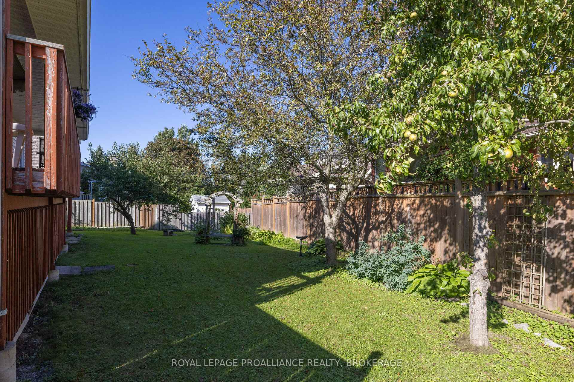 Photo 10 of 662 Millbrook Crescent, Kingston, East Gardiners Rd — HOMEH