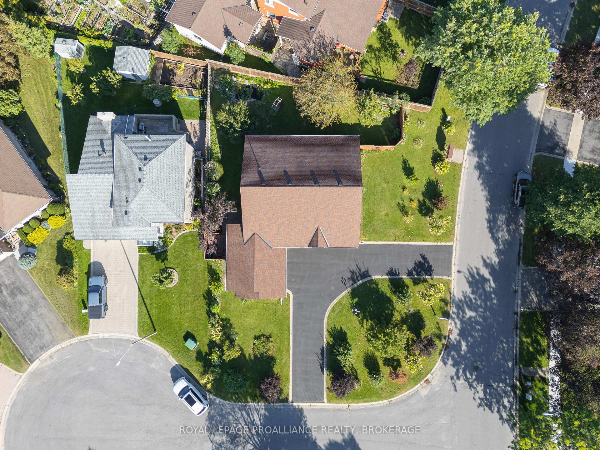 Photo 11 of 662 Millbrook Crescent, Kingston, East Gardiners Rd — HOMEH
