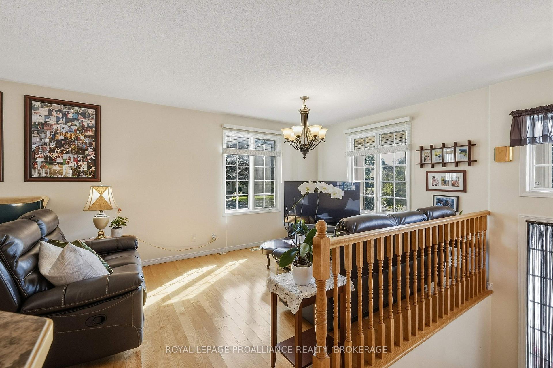 Photo 15 of 662 Millbrook Crescent, Kingston, East Gardiners Rd — HOMEH
