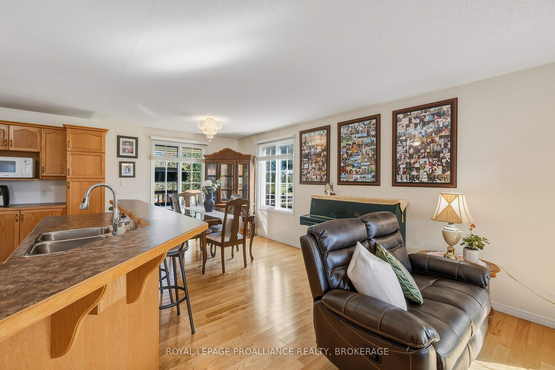 Photo 17 of 662 Millbrook Crescent, Kingston, East Gardiners Rd — HOMEH