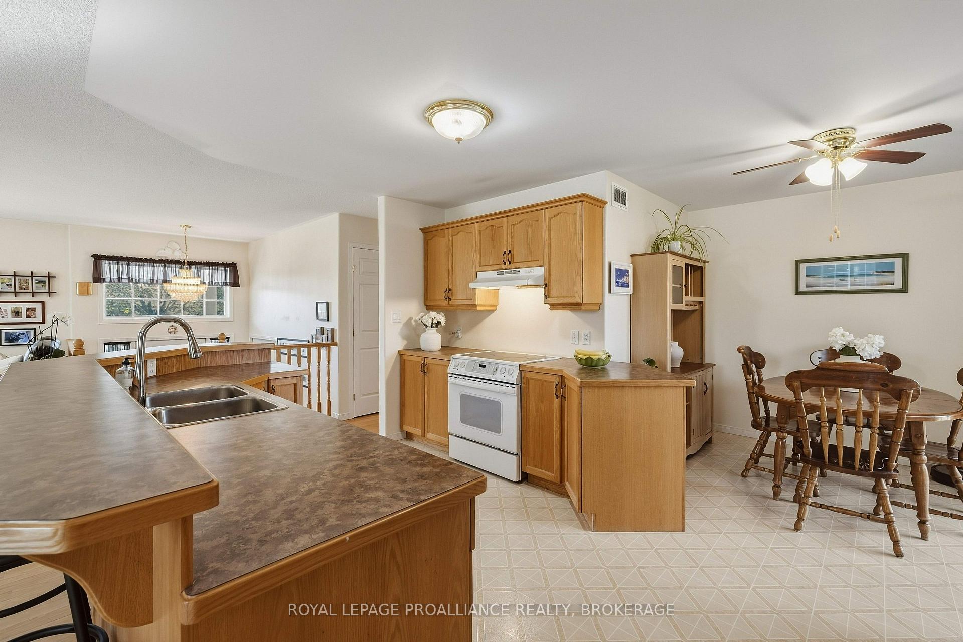 Photo 19 of 662 Millbrook Crescent, Kingston, East Gardiners Rd — HOMEH