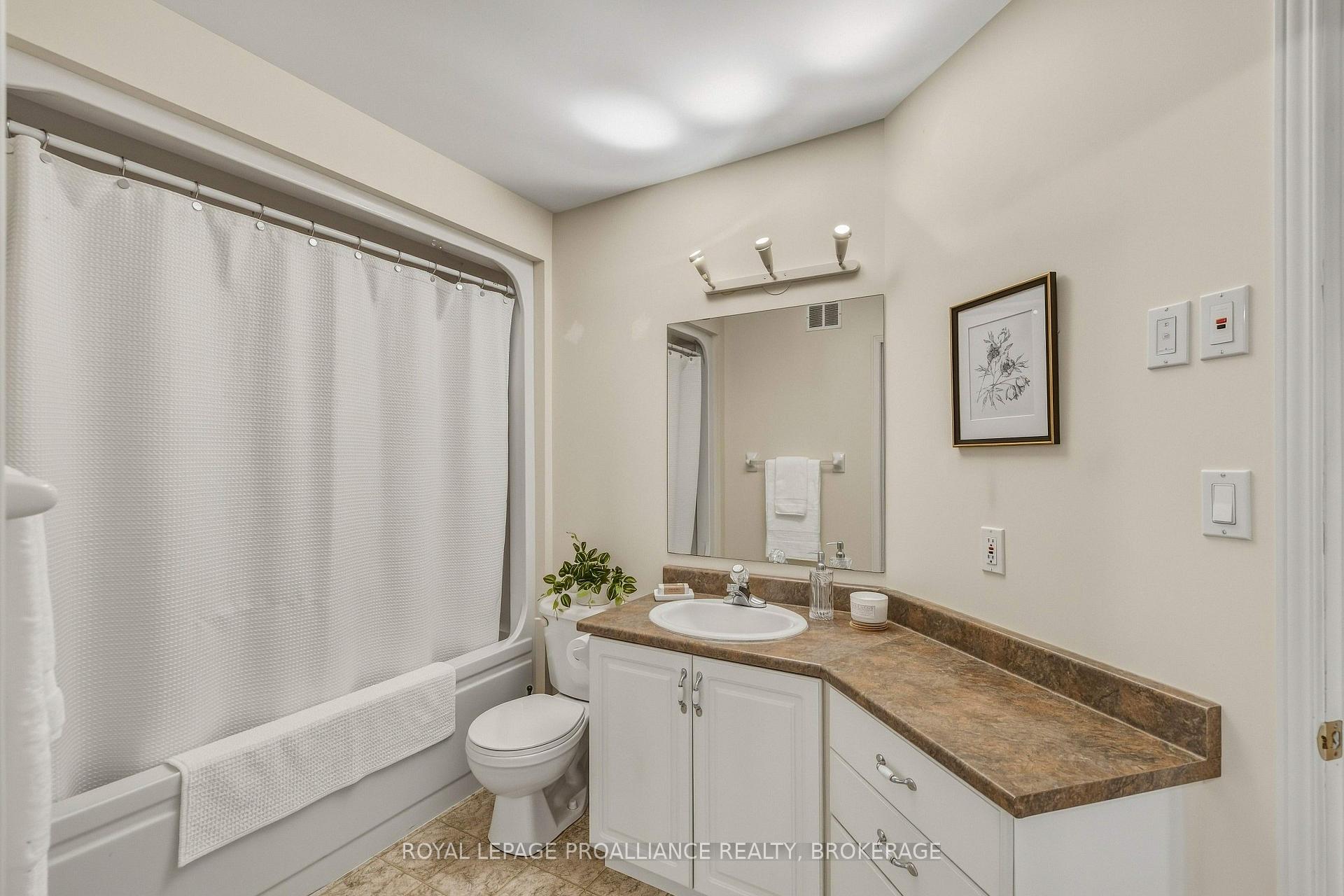 Photo 28 of 662 Millbrook Crescent, Kingston, East Gardiners Rd — HOMEH