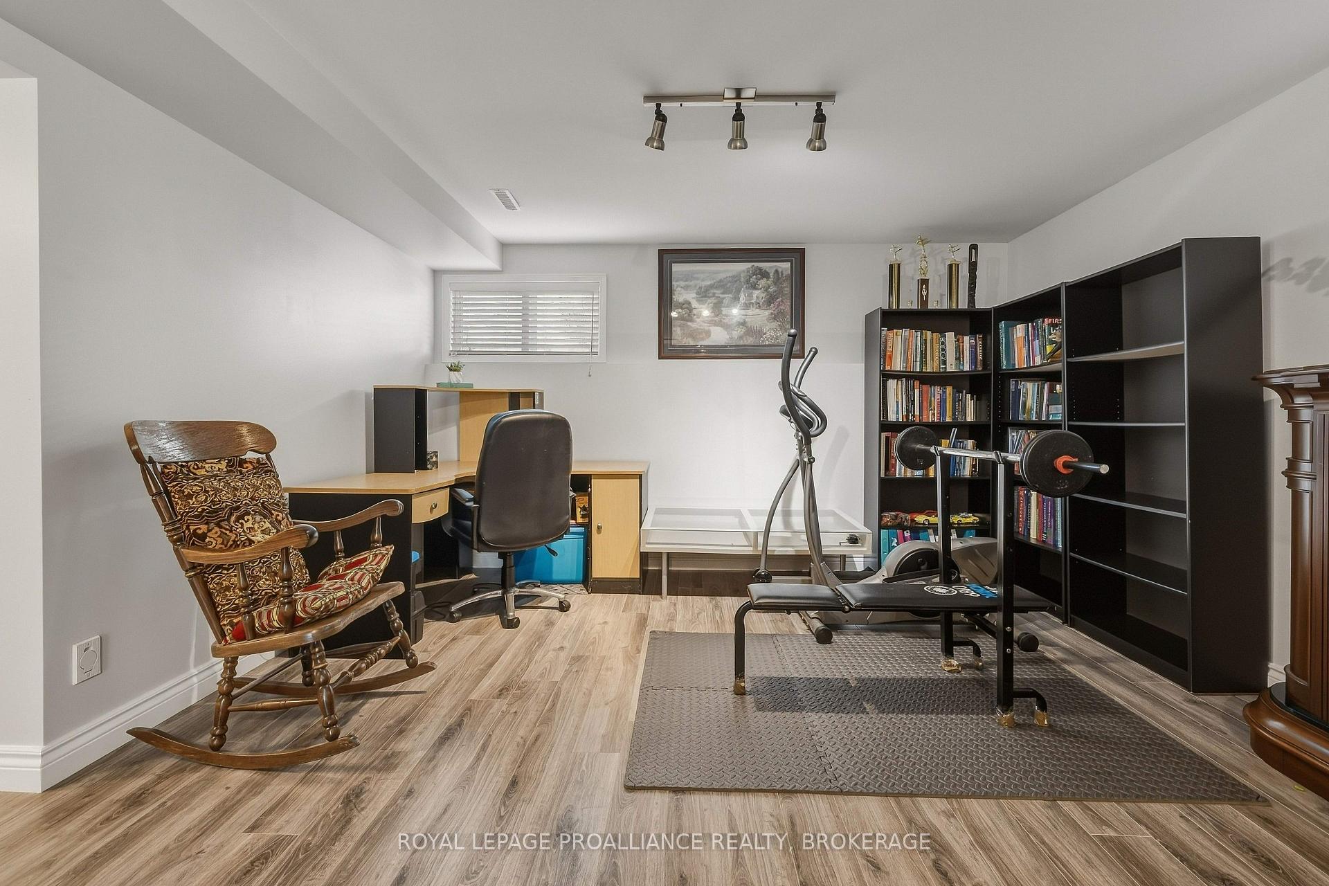 Photo 35 of 662 Millbrook Crescent, Kingston, East Gardiners Rd — HOMEH