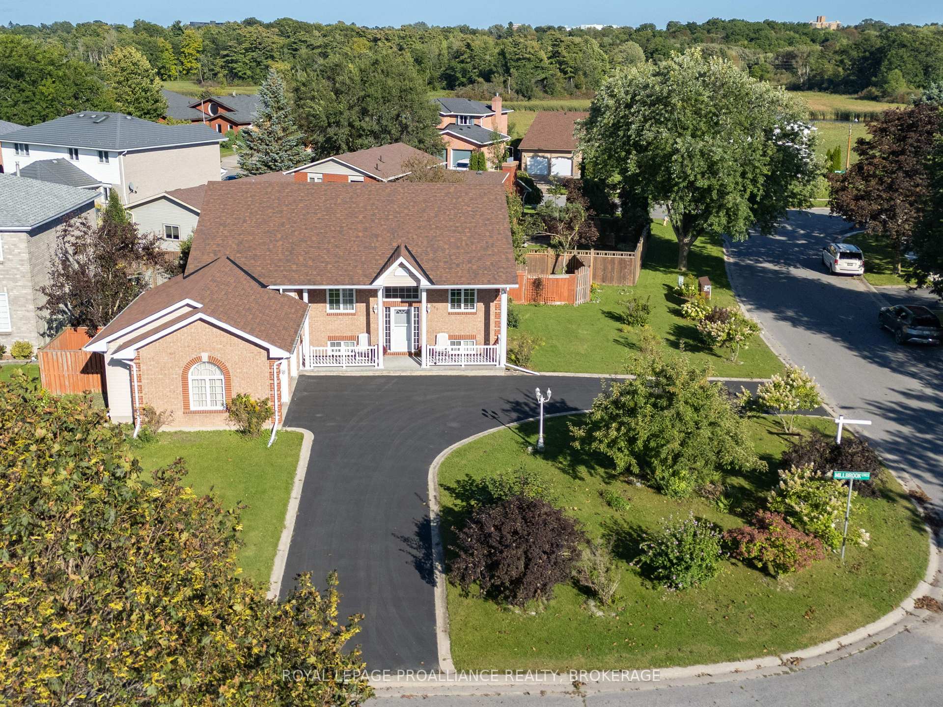 Photo 39 of 662 Millbrook Crescent, Kingston, East Gardiners Rd — HOMEH