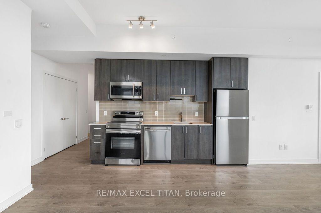 Photo 8 of Unit 1707, 1480 Bayly Street, Pickering, Bay Ridges — HOMEH