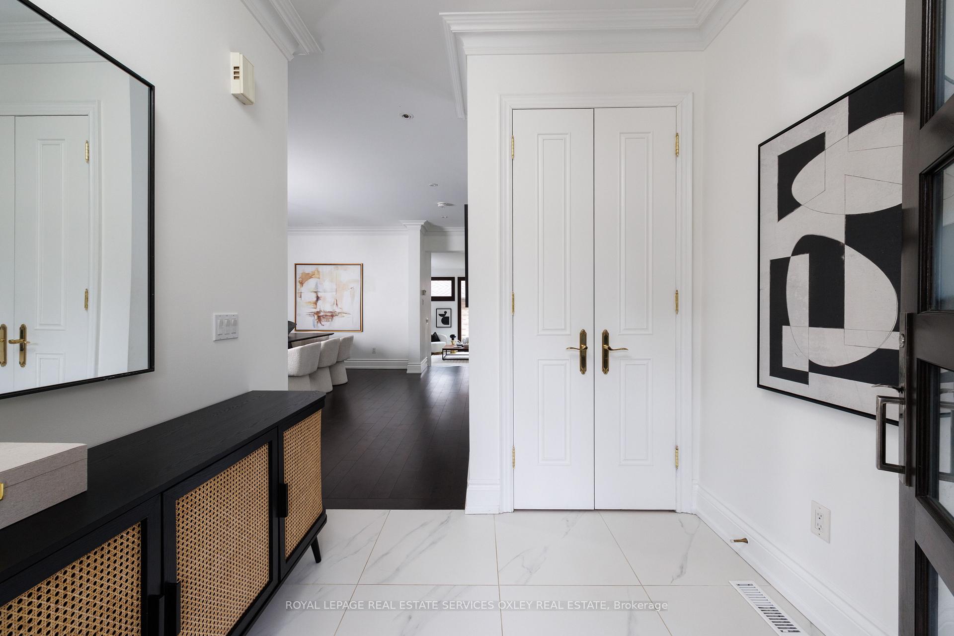 Photo 4 of 46 Mathersfield Drive, Toronto, Rosedale-Moore Park — HOMEH