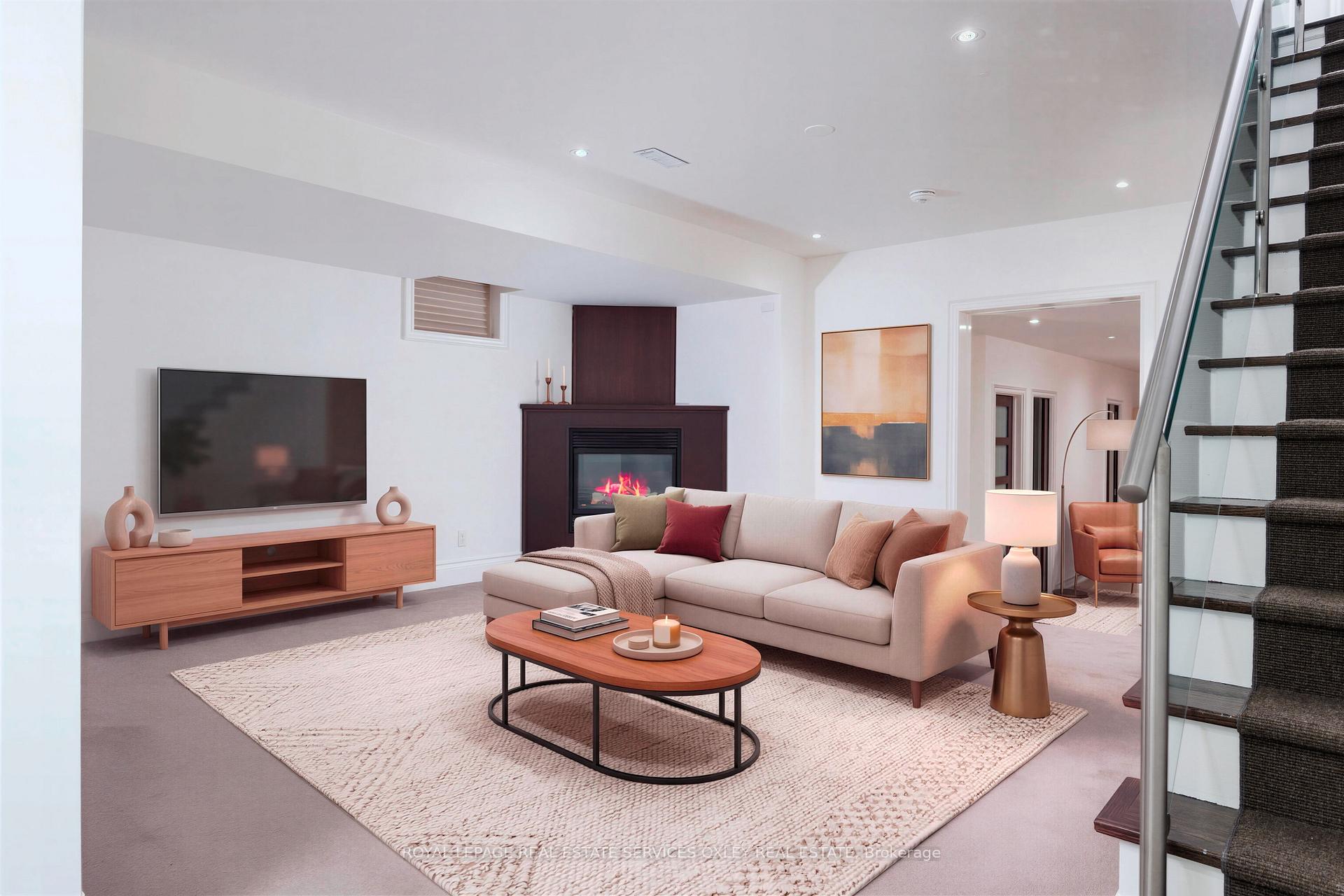 Photo 29 of 46 Mathersfield Drive, Toronto, Rosedale-Moore Park — HOMEH