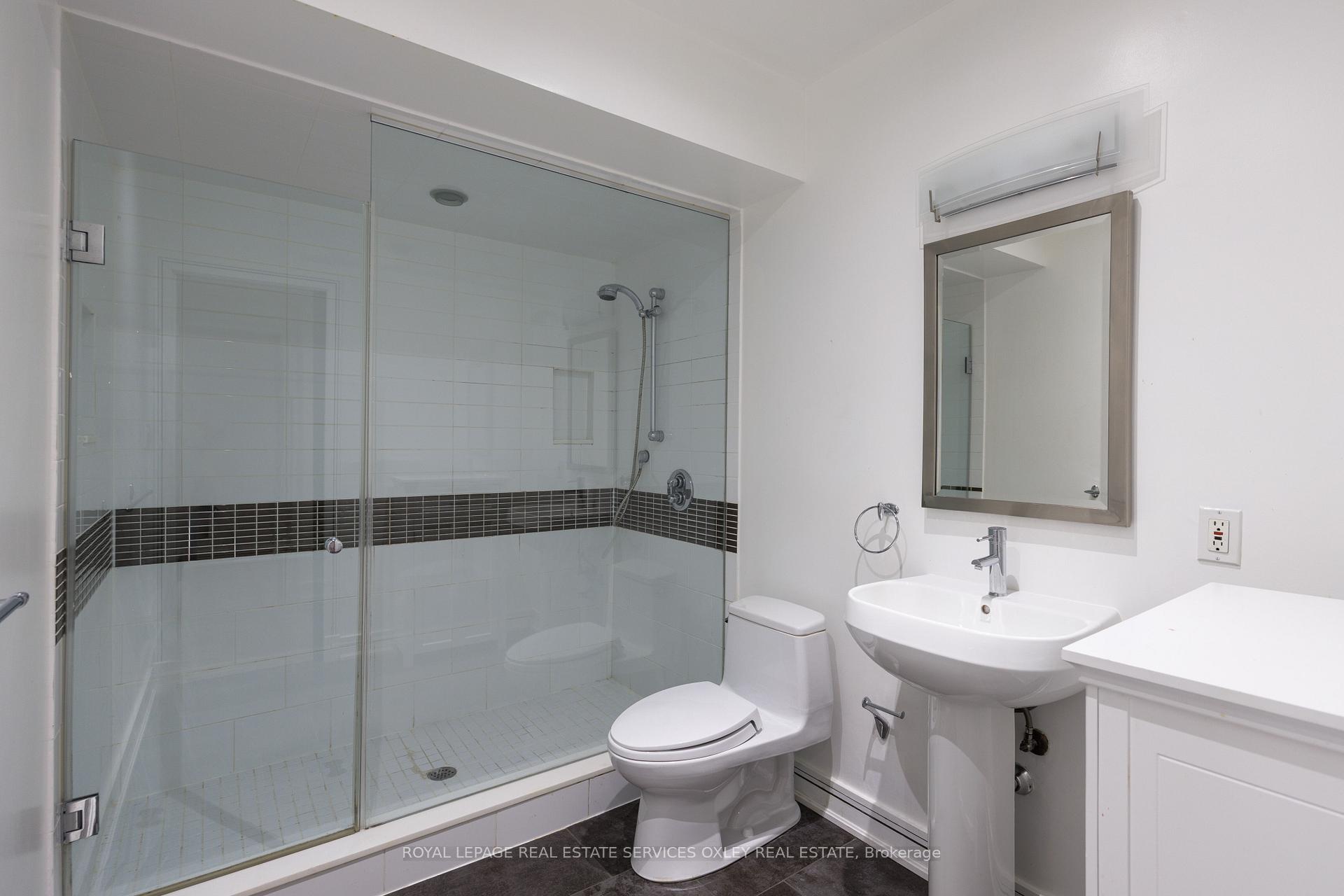 Photo 32 of 46 Mathersfield Drive, Toronto, Rosedale-Moore Park — HOMEH