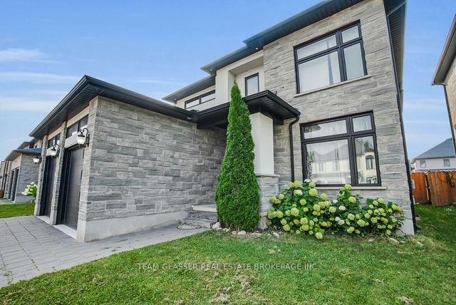 Photo 4 of 2407 Red Thorne Avenue, London, South V — HOMEH