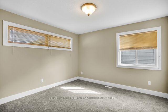 Photo 28 of 2407 Red Thorne Avenue, London, South V — HOMEH