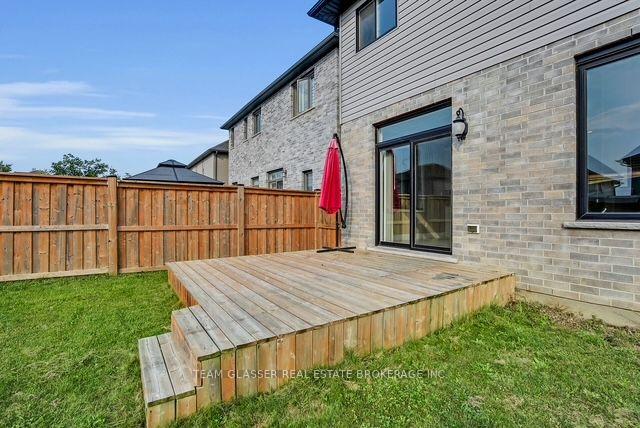 Photo 37 of 2407 Red Thorne Avenue, London, South V — HOMEH