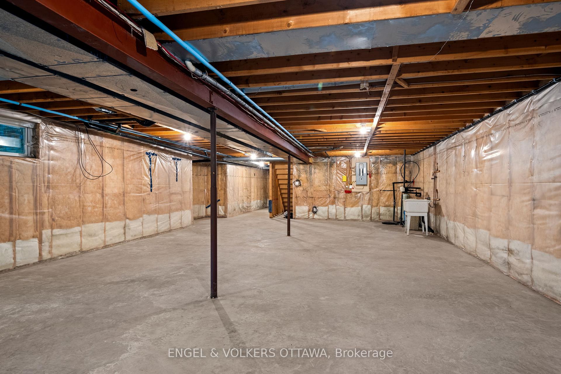 Photo 34 of 8 Black Walnut Road, North Grenville, North Grenville Twp (Kemptville East) — HOMEH