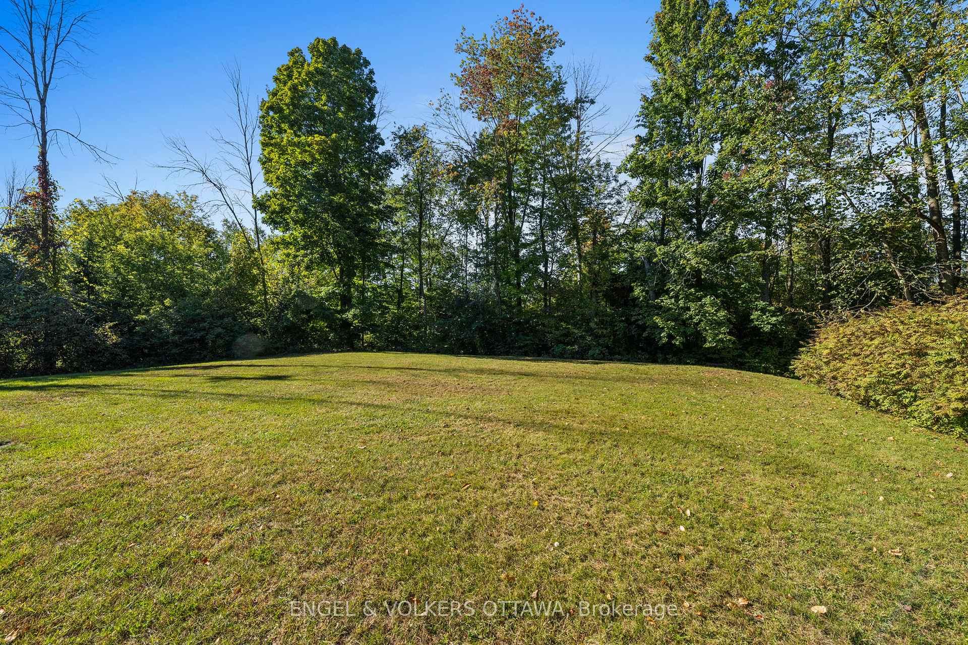 Photo 37 of 8 Black Walnut Road, North Grenville, North Grenville Twp (Kemptville East) — HOMEH