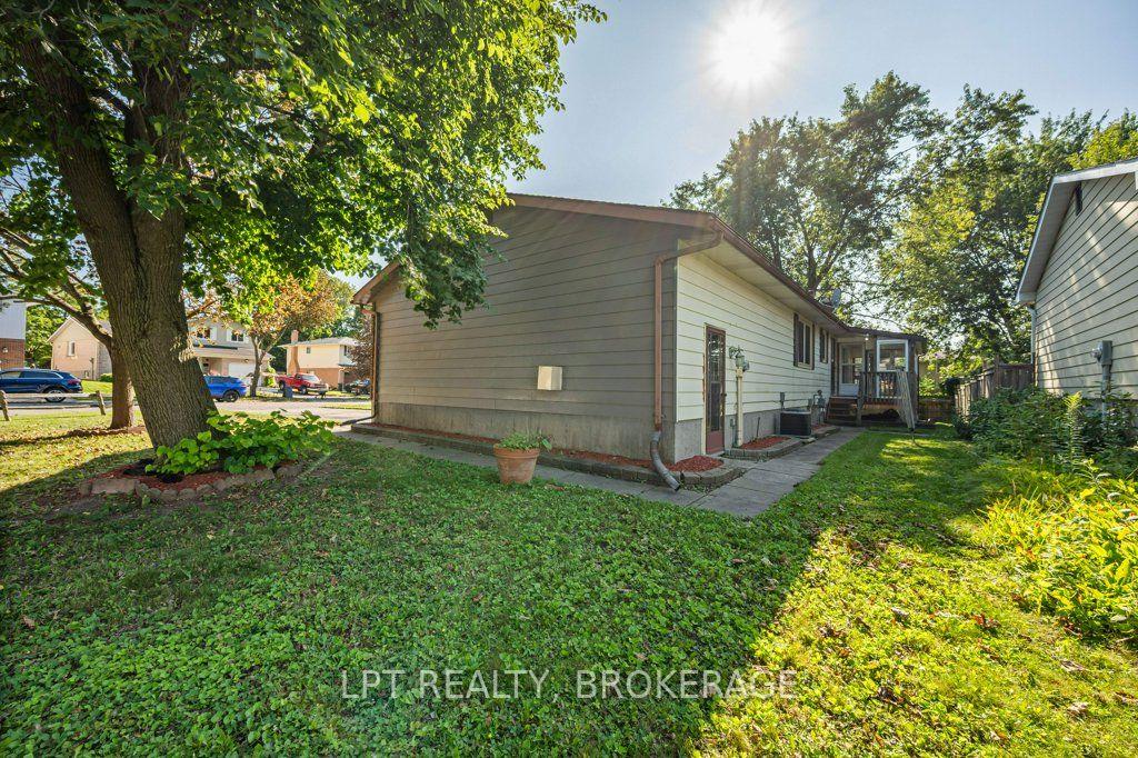 Photo 42 of 785 Allum Avenue, Kingston, South of Taylor-Kidd Blvd — HOMEH