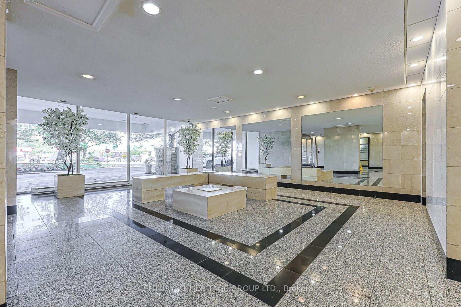 Photo 2 of Unit 502, 1 Royal Orchard Boulevard, Markham, Royal Orchard — HOMEH