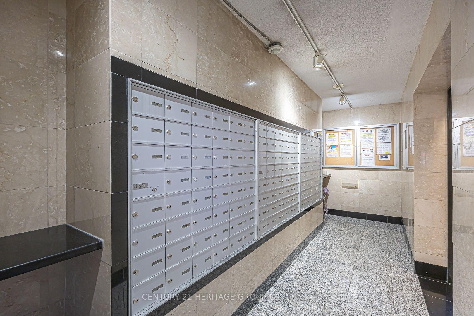 Photo 3 of Unit 502, 1 Royal Orchard Boulevard, Markham, Royal Orchard — HOMEH