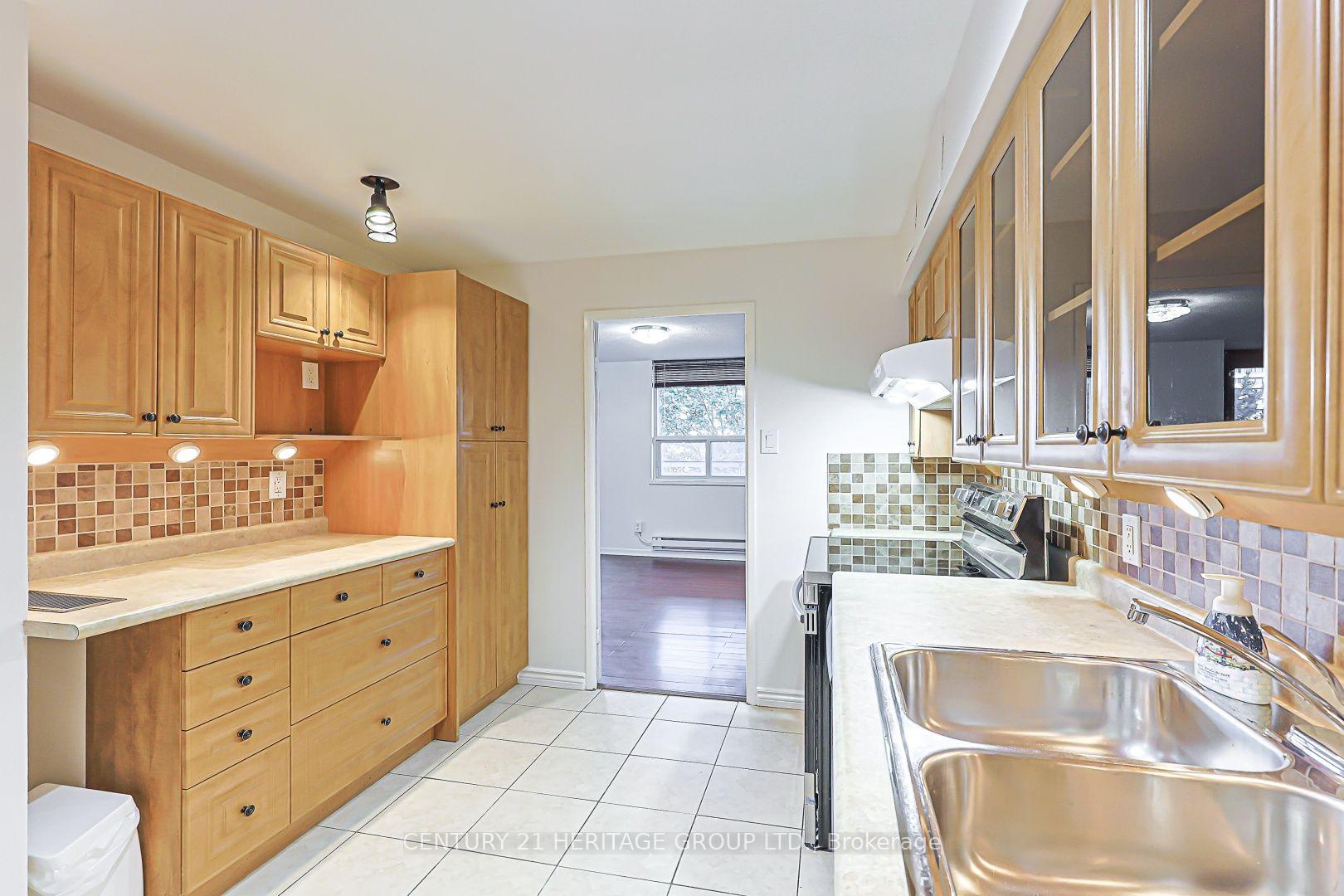 Photo 20 of Unit 502, 1 Royal Orchard Boulevard, Markham, Royal Orchard — HOMEH