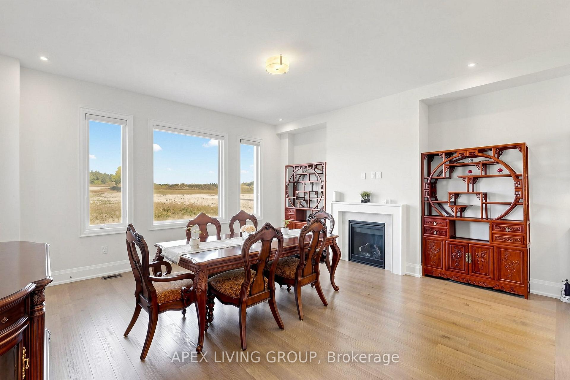 Photo 10 of 43 Balance Crescent, Markham, Cachet — HOMEH