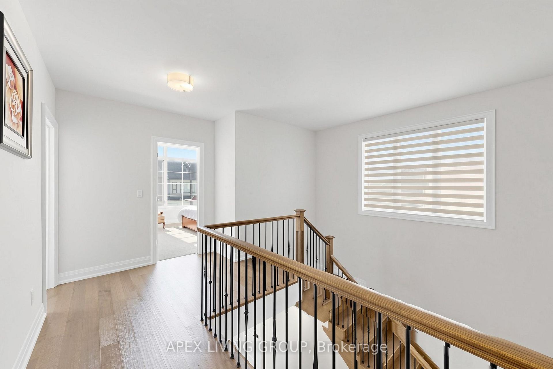 Photo 23 of 43 Balance Crescent, Markham, Cachet — HOMEH