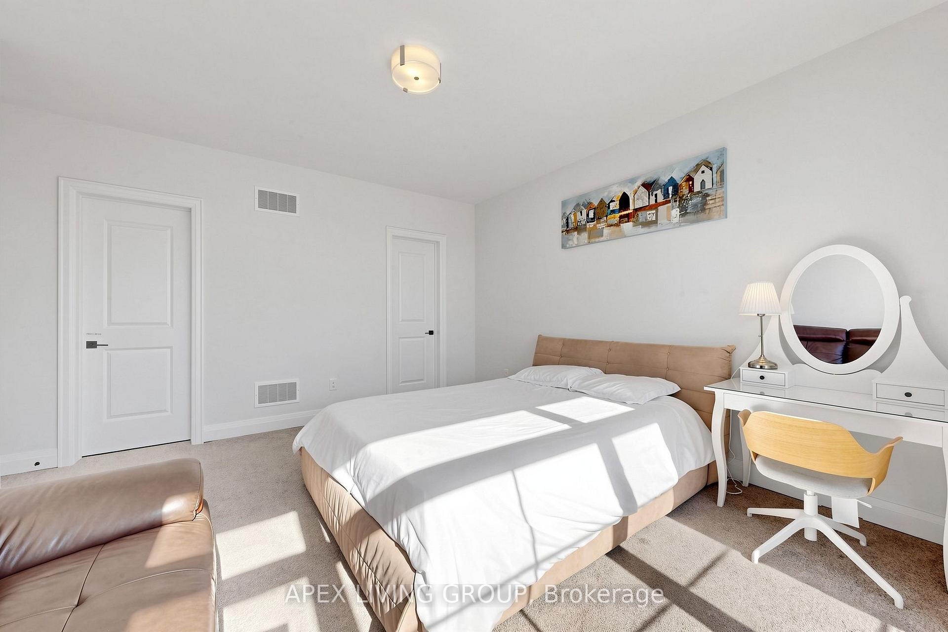 Photo 35 of 43 Balance Crescent, Markham, Cachet — HOMEH