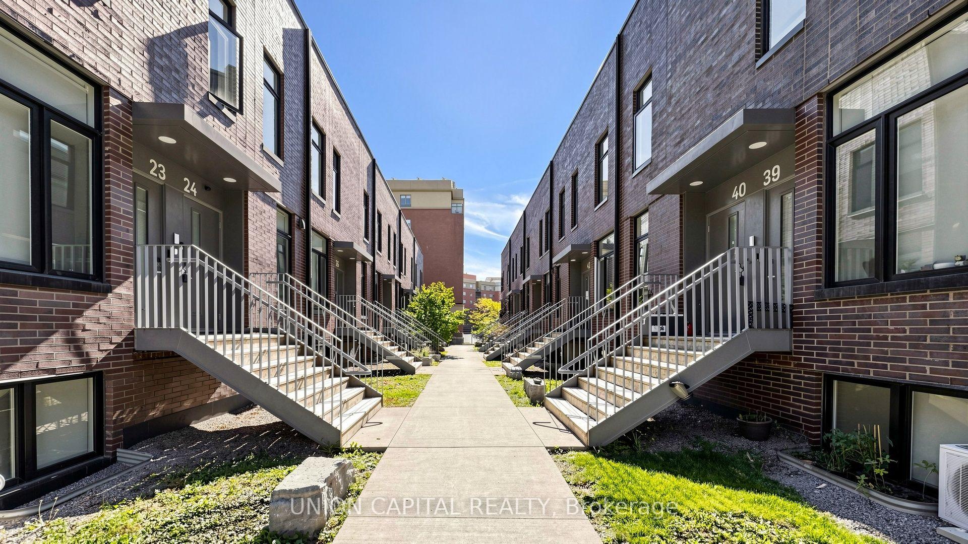 Photo of Unit 42, 1740 Simcoe Street N