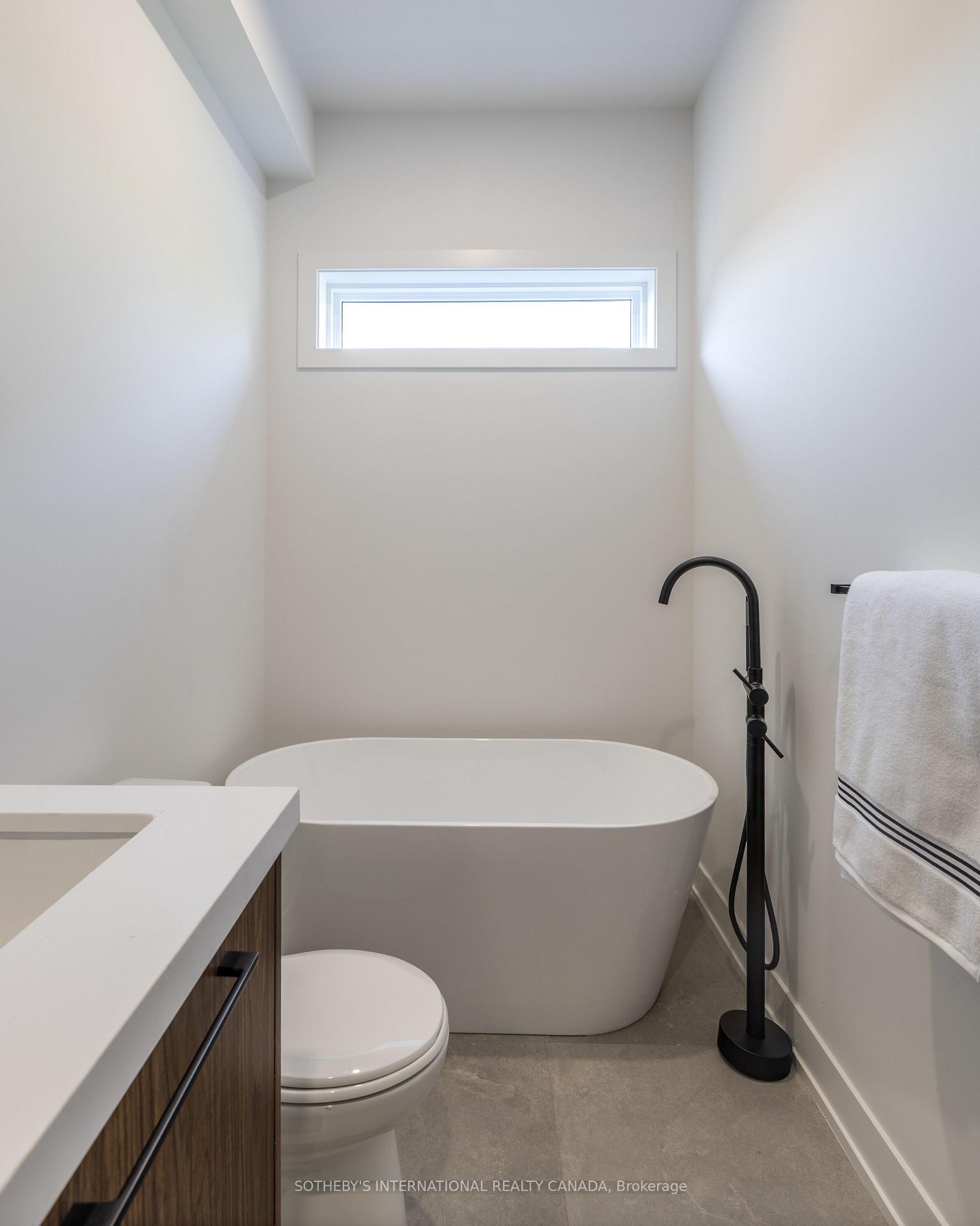 Photo 17 of Unit 1, 60 Cannon Road, Etobicoke, Stonegate-Queensway — HOMEH