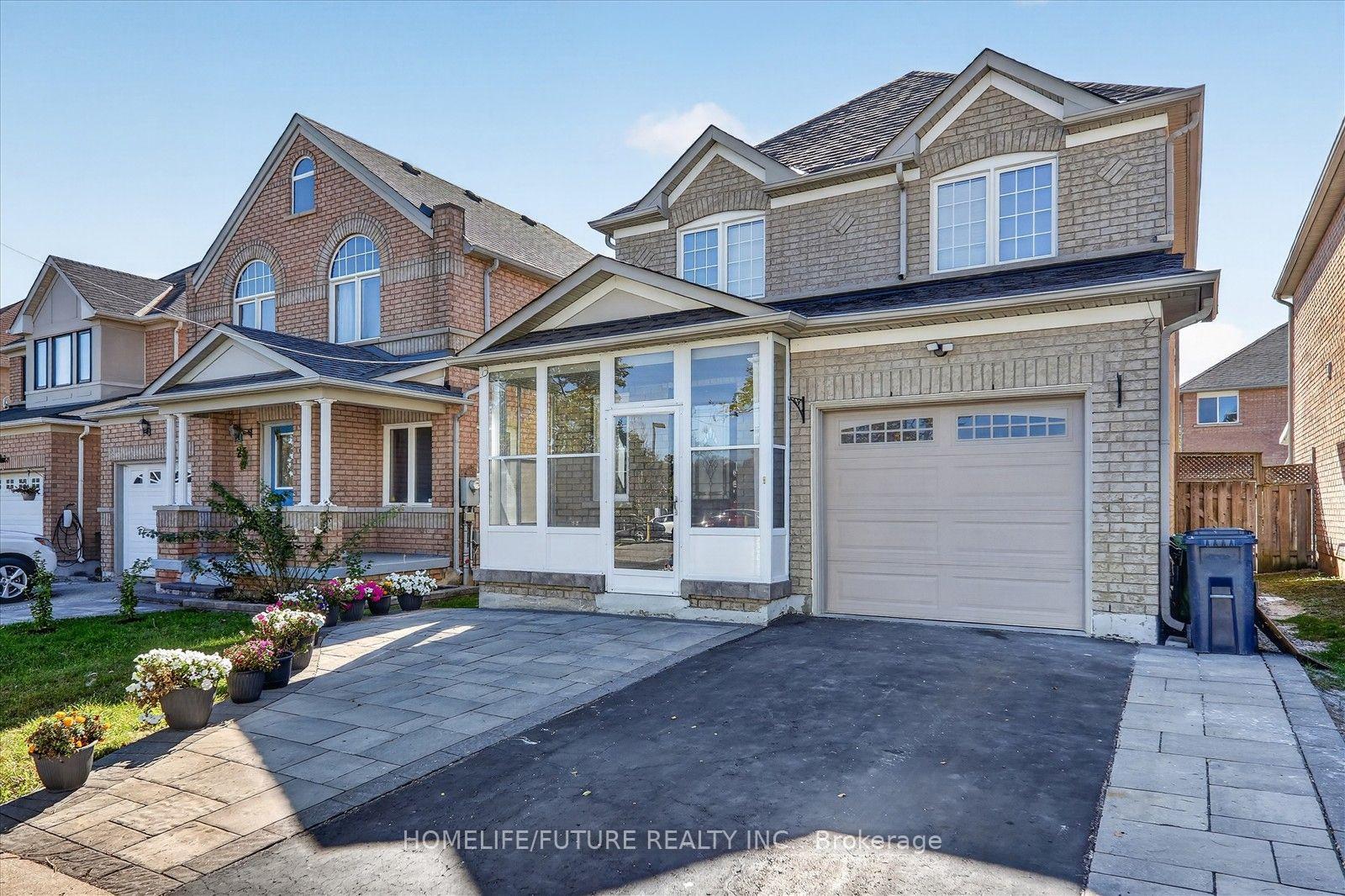 Photo 3 of 23 Seasons Drive, Scarborough, Rouge — HOMEH