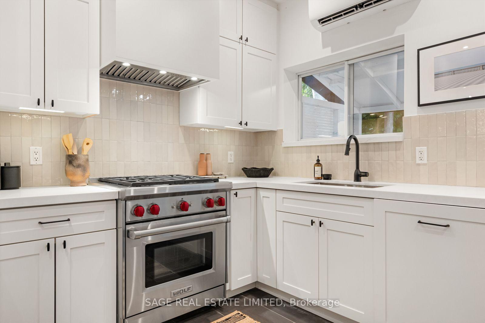 Photo 10 of 11 Bertmount Avenue, Toronto, South Riverdale — HOMEH