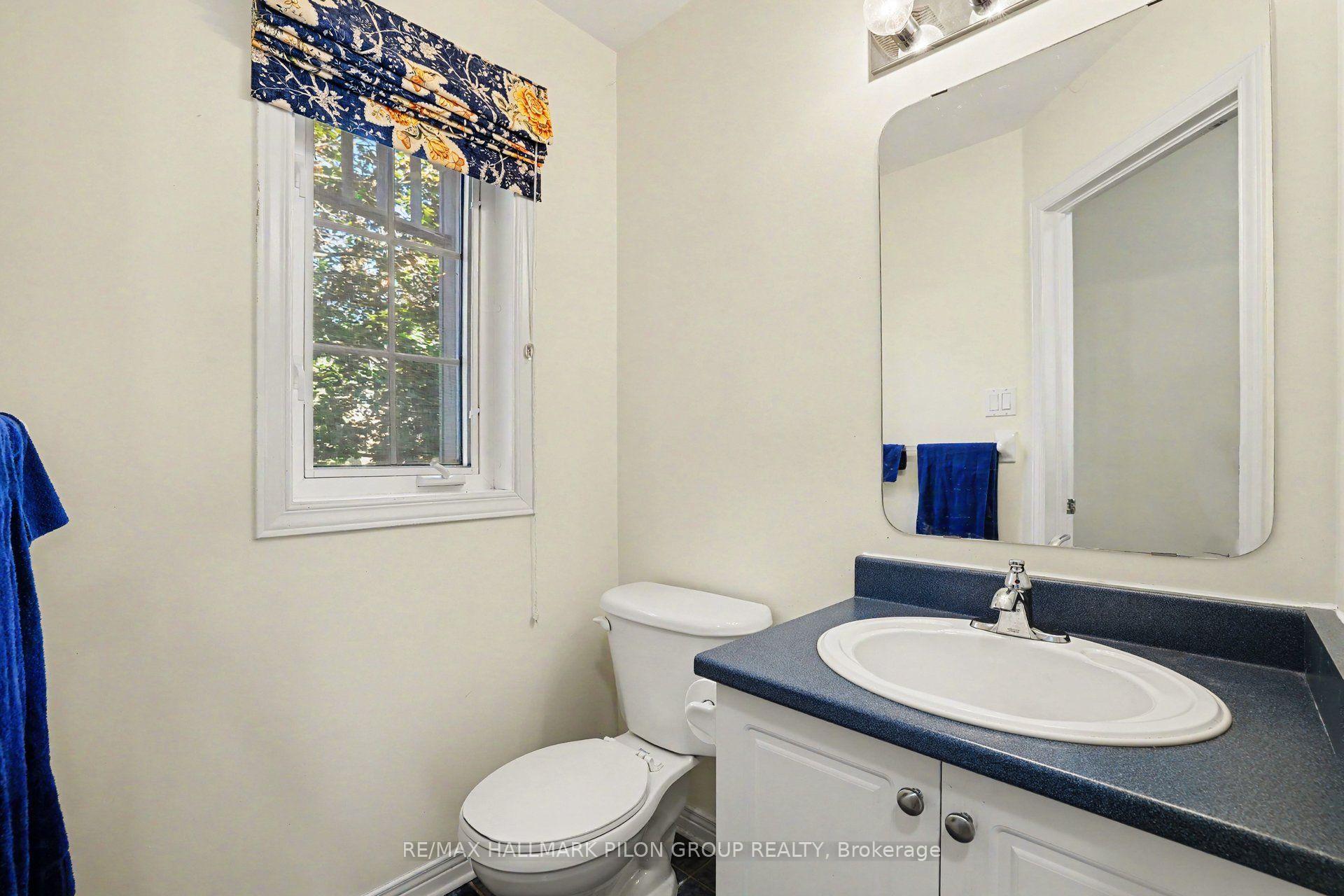 Photo 10 of 958 Markwick Crescent, Ottawa, Notting Hill/Summerside — HOMEH