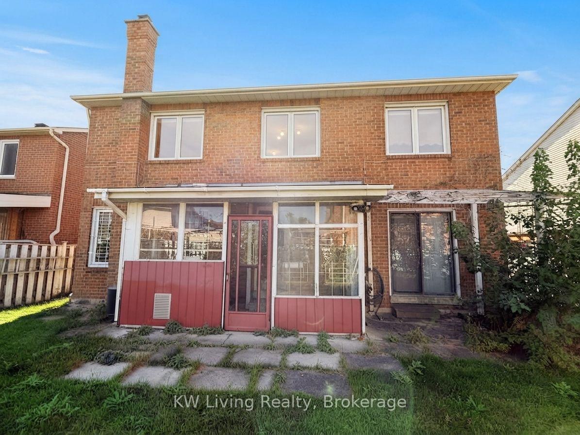 Photo 42 of 98 Canongate Trail, Scarborough, Steeles — HOMEH