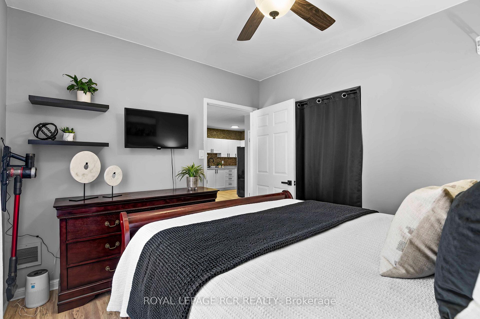Photo 15 of Unit 202, 70 First Street, Orangeville — HOMEH