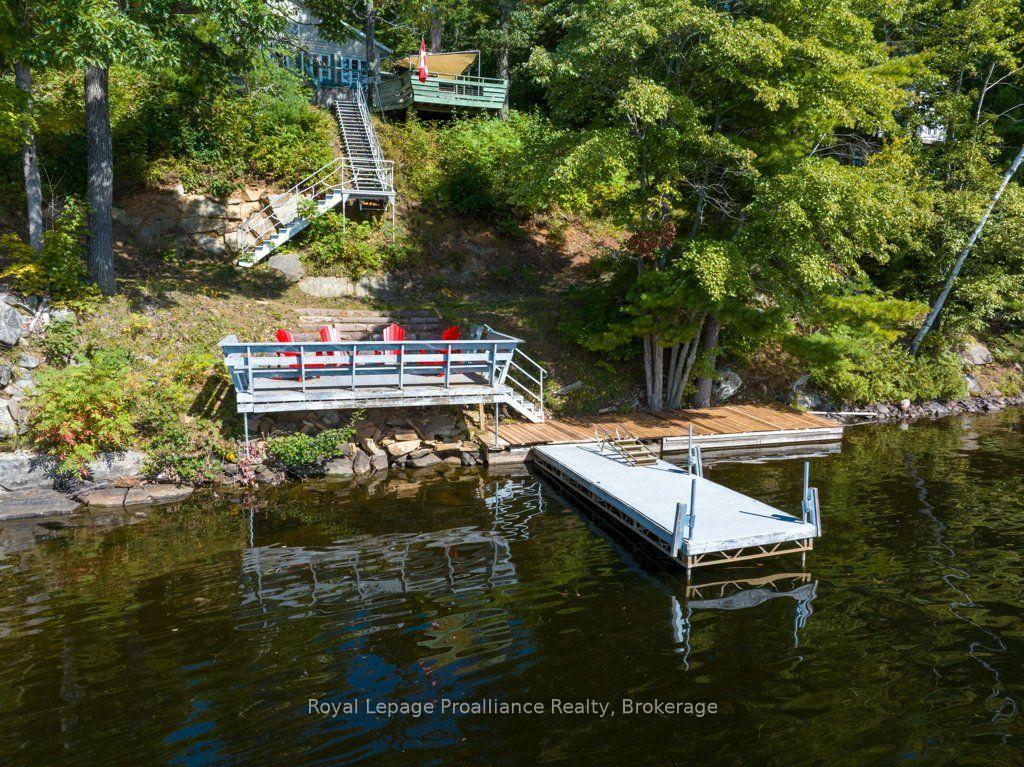 Photo 3 of 1231 Chimney Point Lane, Central Frontenac, Frontenac Centre — HOMEH