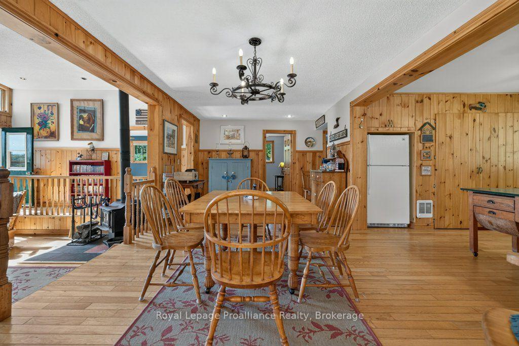Photo 10 of 1231 Chimney Point Lane, Central Frontenac, Frontenac Centre — HOMEH