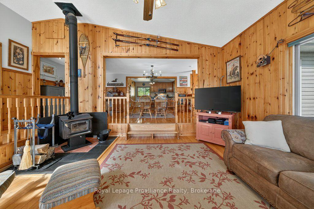 Photo 22 of 1231 Chimney Point Lane, Central Frontenac, Frontenac Centre — HOMEH
