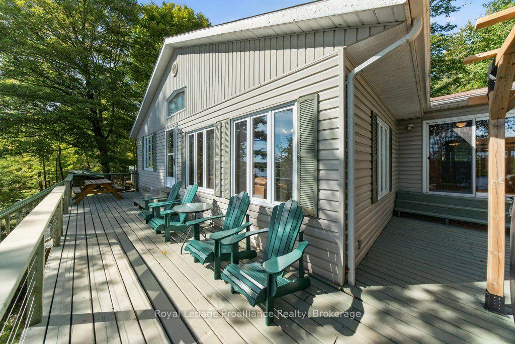 Photo 33 of 1231 Chimney Point Lane, Central Frontenac, Frontenac Centre — HOMEH