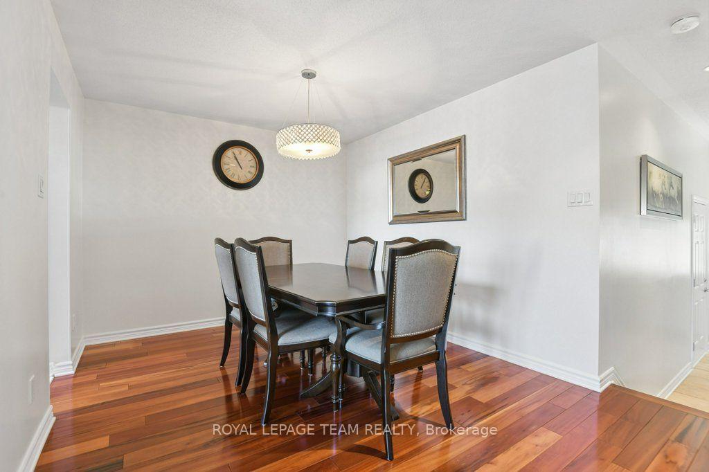 Photo 6 of 303 Balinroan Crescent, Ottawa, Barrhaven - Strandherd — HOMEH