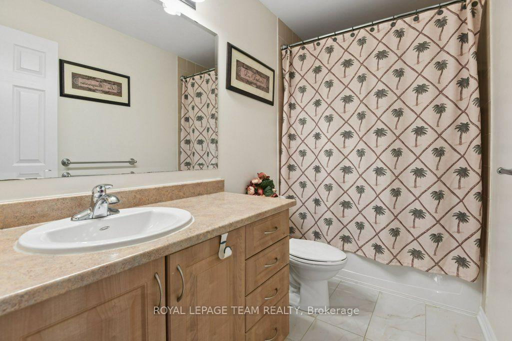 Photo 26 of 303 Balinroan Crescent, Ottawa, Barrhaven - Strandherd — HOMEH