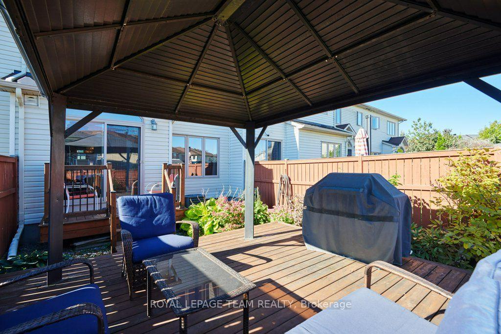 Photo 31 of 303 Balinroan Crescent, Ottawa, Barrhaven - Strandherd — HOMEH
