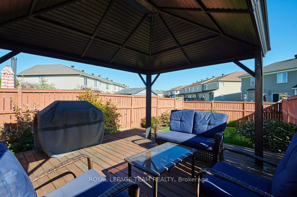 Photo 32 of 303 Balinroan Crescent, Ottawa, Barrhaven - Strandherd — HOMEH
