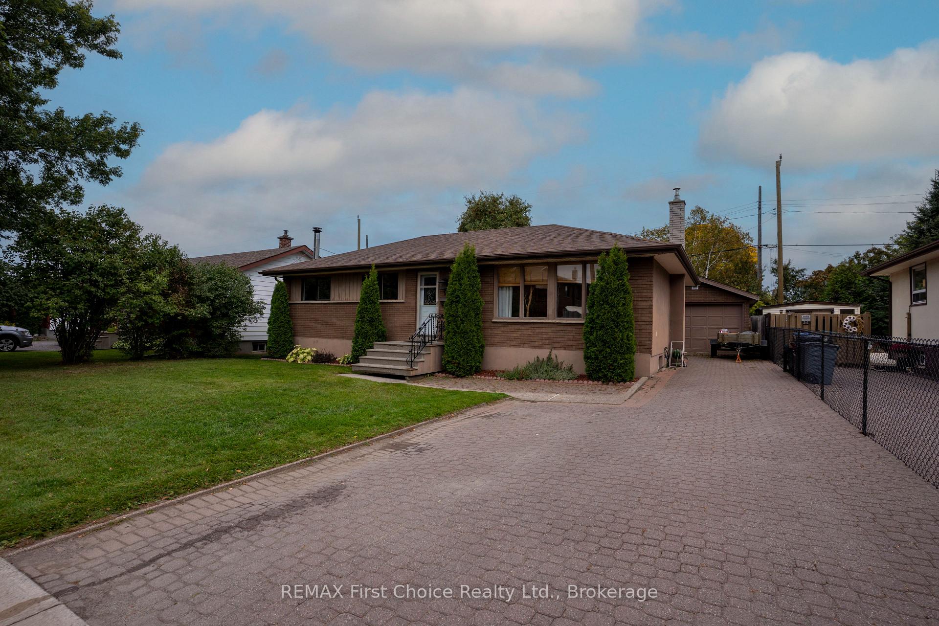 Photo 34 of 96 Stardust Crescent, Thunder Bay, Grandview — HOMEH