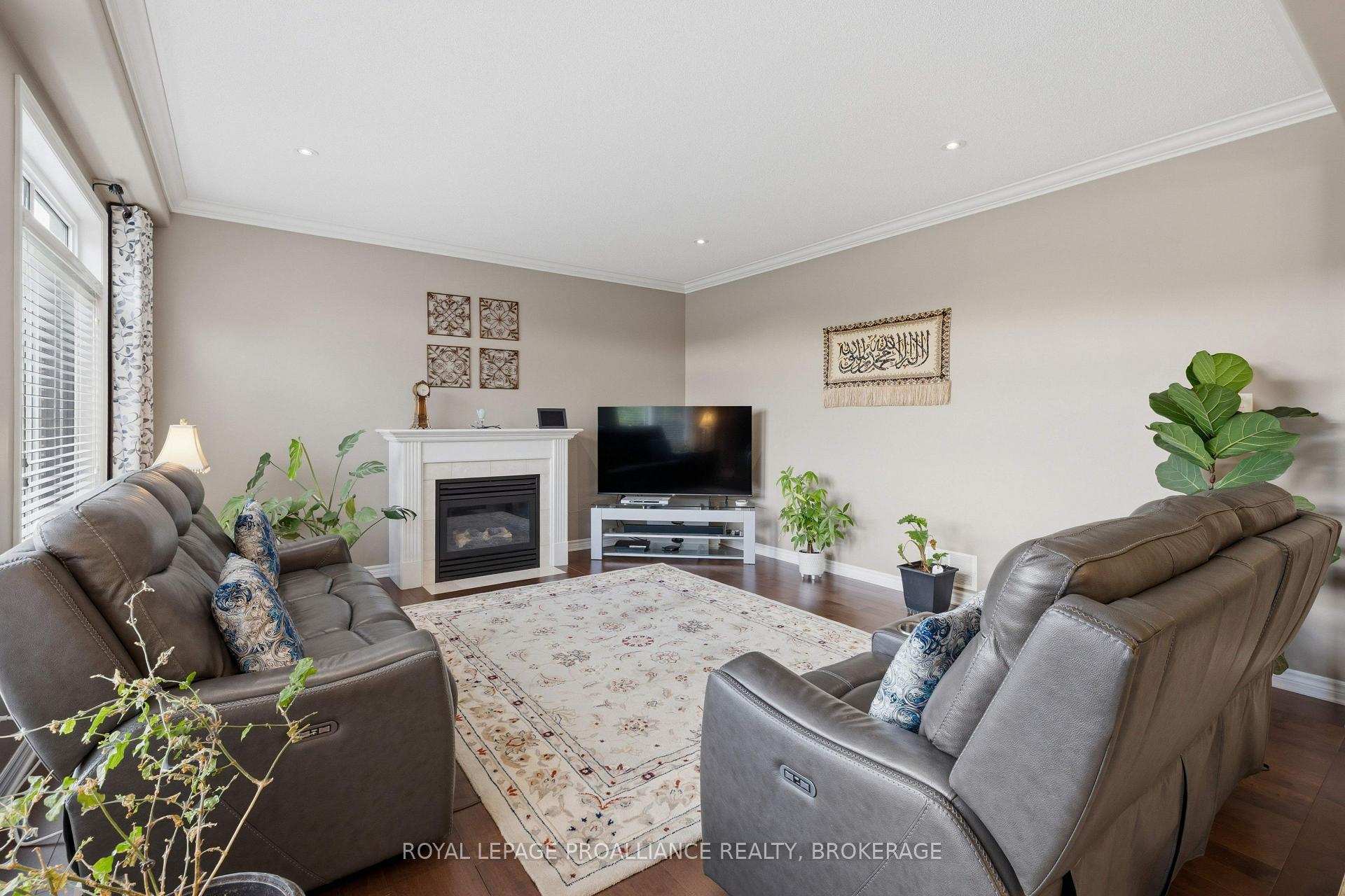 Photo 16 of 633 Fieldstone Drive, Kingston, Kingston East (Incl Barret Crt) — HOMEH